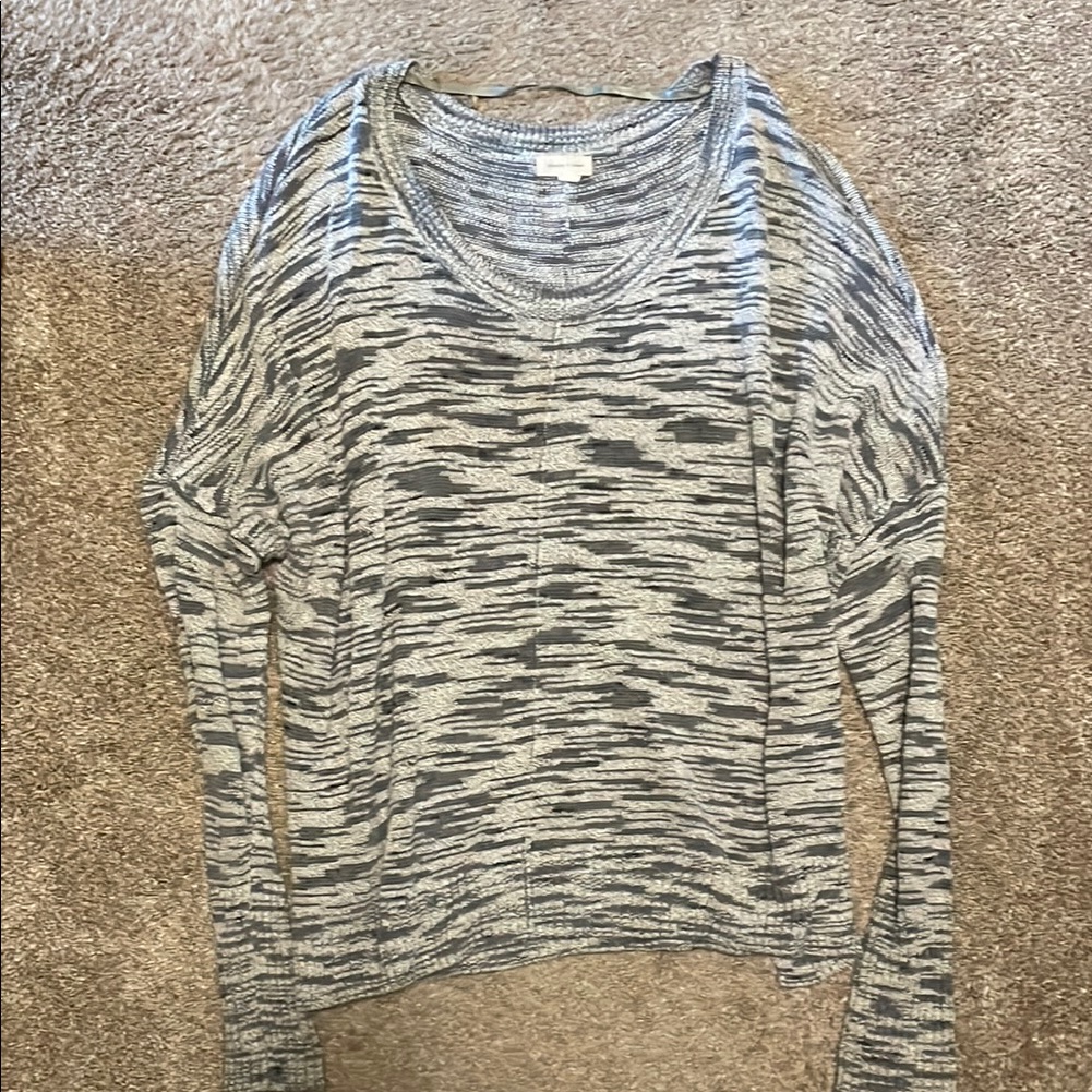 Silence + Noise Gray V-Neck Sweater With Relaxed Fit